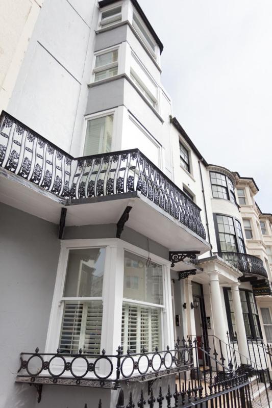 Beachpad Escape B&B Hove Extérieur photo